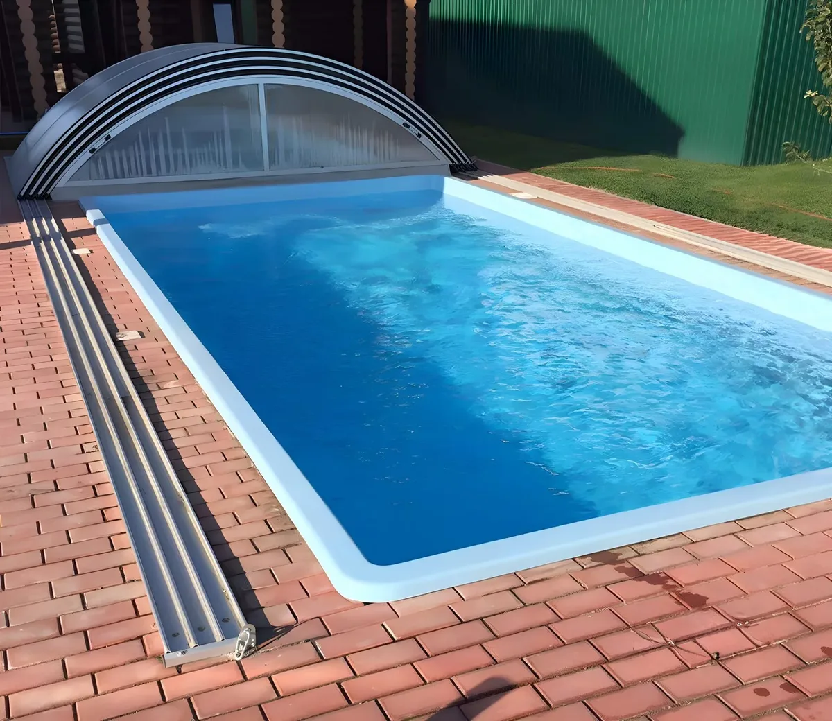 Laguna 7 — вечернее освещение в Рыбинске